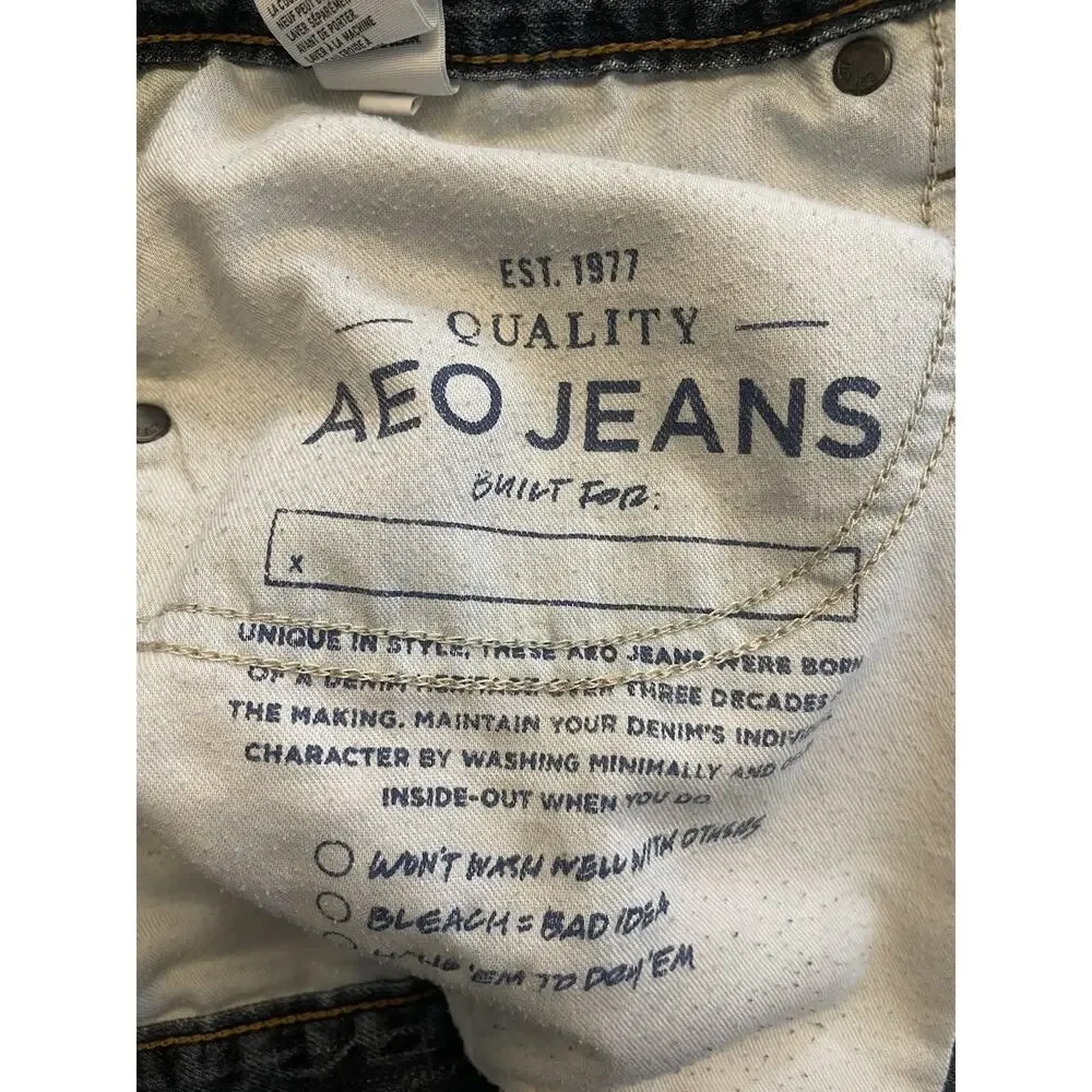 Men AE American Eagle Relaxed Straight 31 x 32 Dark Wash Blue Jeans Mid Rise